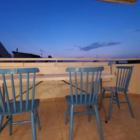 山脚下，舒适温馨海景公寓 Apartment Athens
