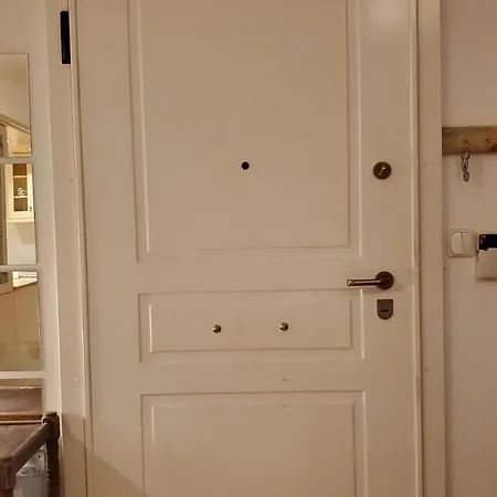 Apartment 山脚下，舒适温馨海景公寓 Athens