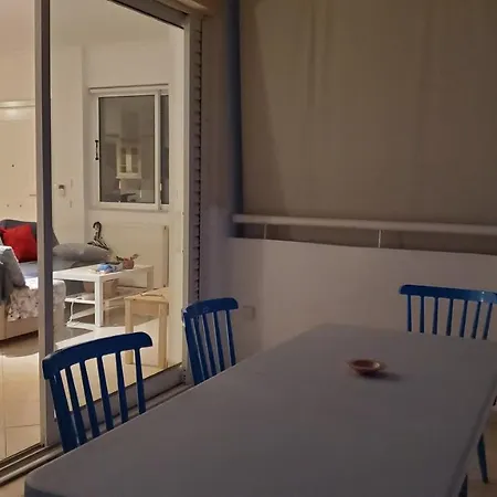 Apartment 山脚下，舒适温馨海景公寓