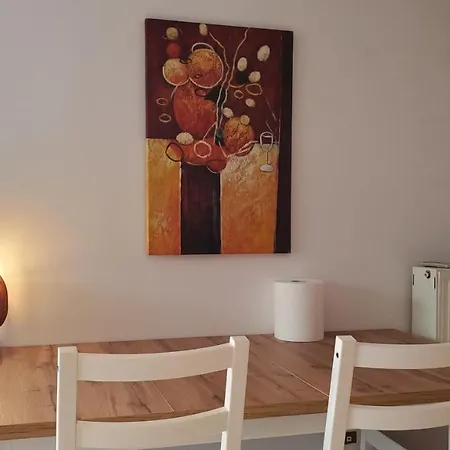 Apartment 山脚下，舒适温馨海景公寓 Athens