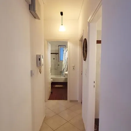 Apartment 山脚下，舒适温馨海景公寓 *