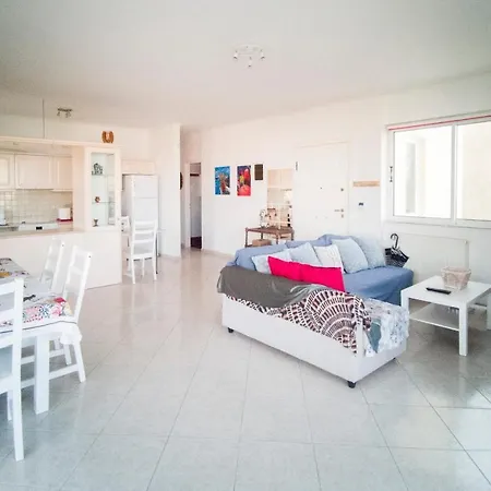 山脚下，舒适温馨海景公寓 Apartment Athens