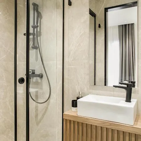 Ultra Chic Modern 4 Bedrooms In Apartment Athens