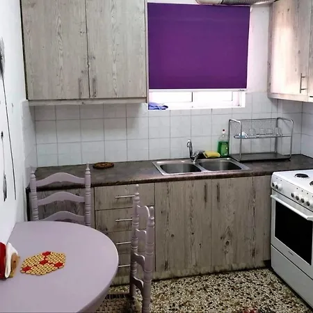 Kalamaki Apartment *
