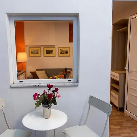 Ancient Thissio Apartment *