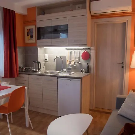 Ancient Thissio Apartment Athens