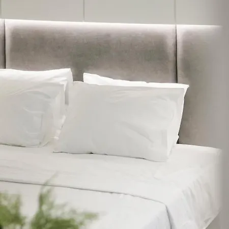 Apartment Ultra Chic Modern 4 Bedrooms In