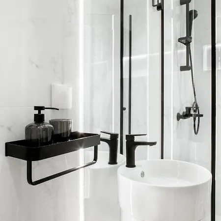 Apartment Ultra Chic Modern 4 Bedrooms In