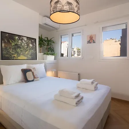 The Nest Apartment *