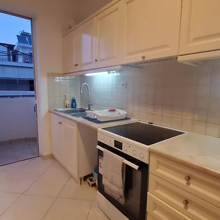 山脚下，舒适温馨海景公寓 Apartment Athens