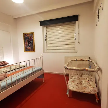 山脚下，舒适温馨海景公寓 Apartment Athens
