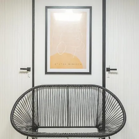 Ermoo Modern Living