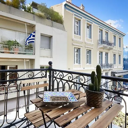 Chloe Boutique Plaka Apartment