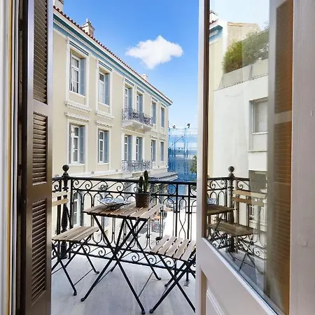 Chloe Boutique Plaka Apartment *