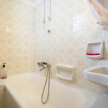 Acropolis 1 Bedroom 6 Persons Apartment.
