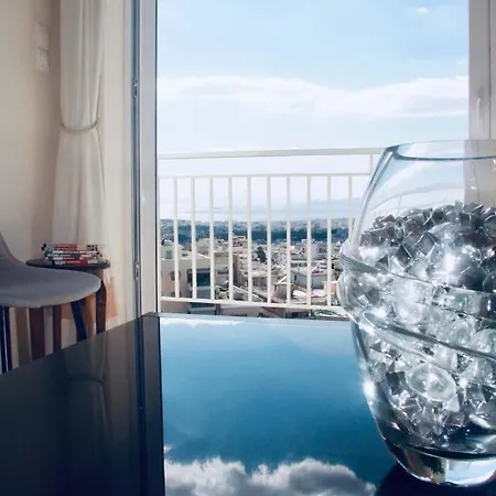 Penthouse With Sea View * Athens