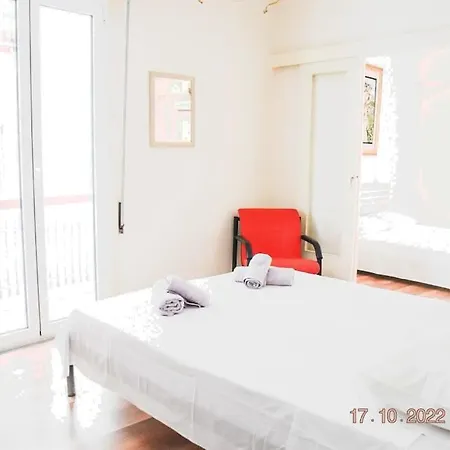 3bd Next To Metro Luxury Apartment