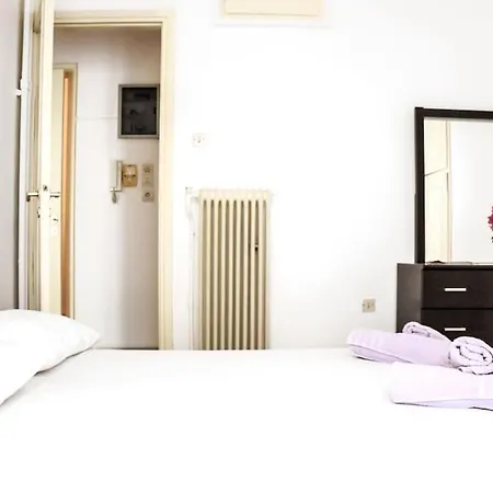 3bd Next To Metro Luxury * Athens