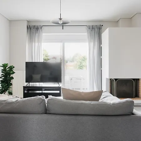 Magnificent 2br In Marousi By Upstreet