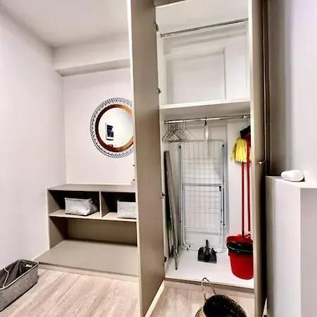 Lovely 1-bedroom 2 Minutes From Beach