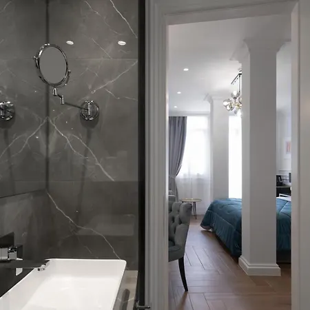 Praxitelous Luxury 4*
