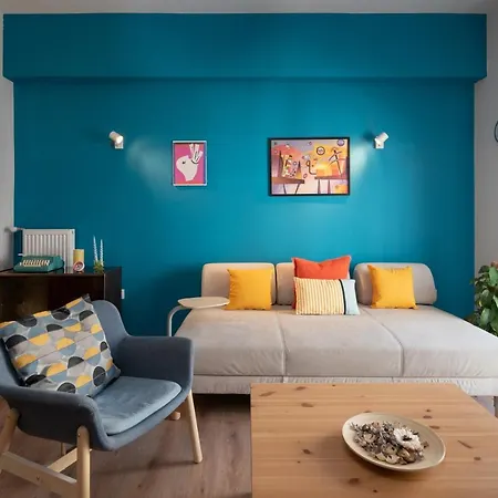 Exclusive In The Heart Of Athens