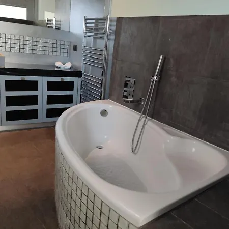 Luxury Living By Yha
