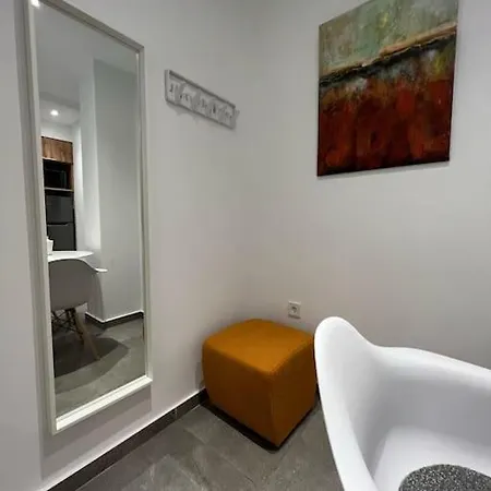 Appartement Mv In The Center Of - Secured Area *