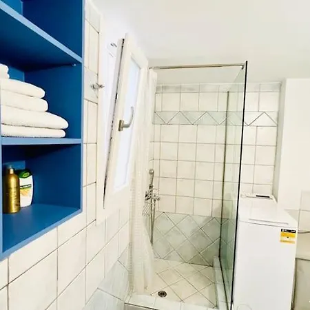 Cozy In Riviera, Next To Snfcc Apartment Athens
