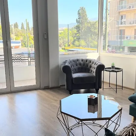 W/ View Of Olympuszeustemple/4bedr-3bath-2kitc Apartment *
