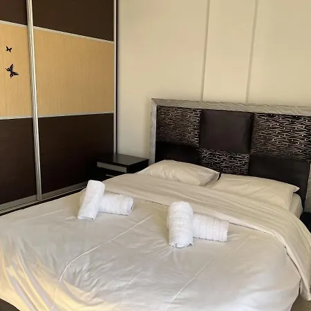 Kali - Thea Apartment