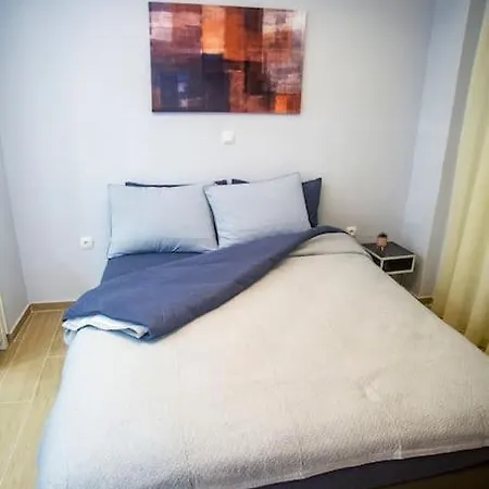 With Amenities In Kolonaki Apartment Athen