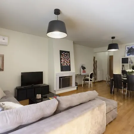 3br Prime A Breath Away From The Acropolis! * Athens