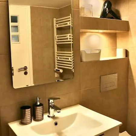 Apartment Glyfada Path Of Poets Athens