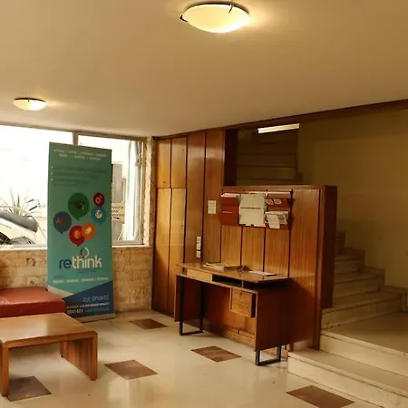Glyfada Path Of Poets Apartment