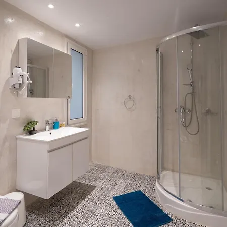 Apartment Exclusive In The Heart Of *