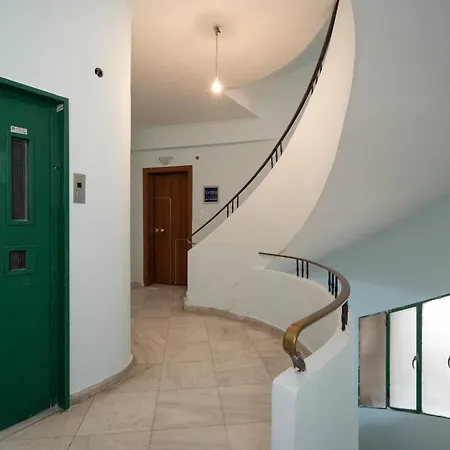 Apartment Exclusive In The Heart Of Athens
