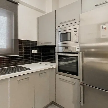 Comfy 2 Bedroom With Balcony In * Athens