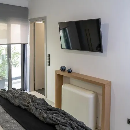 The Lop Holidays Luxury Apartment Athens