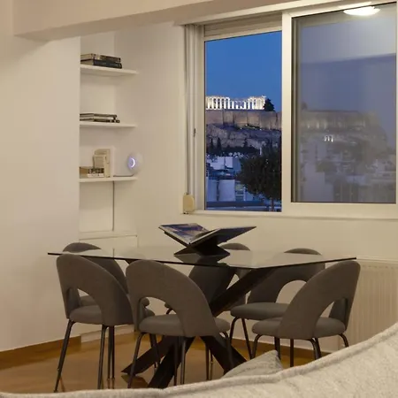 New Stunning Penthouse W/spectacular Vistas! Apartment *