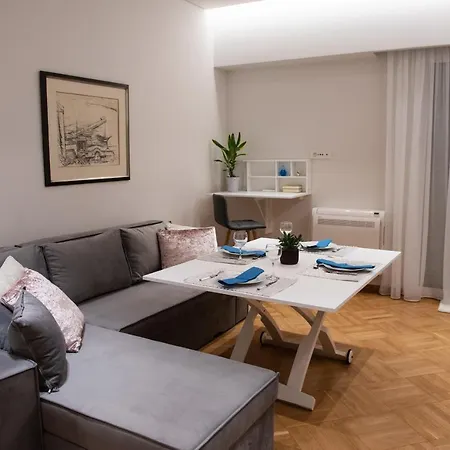 Katia Modern In Apartment Athens