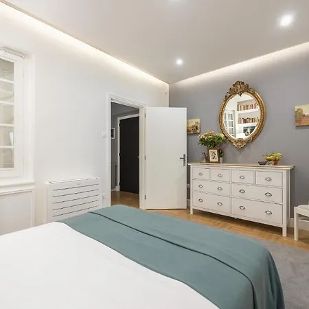 Charming In Kolonaki, Peridot - Homes Apartment *