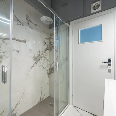 Charming In Kolonaki, Peridot - Homes *