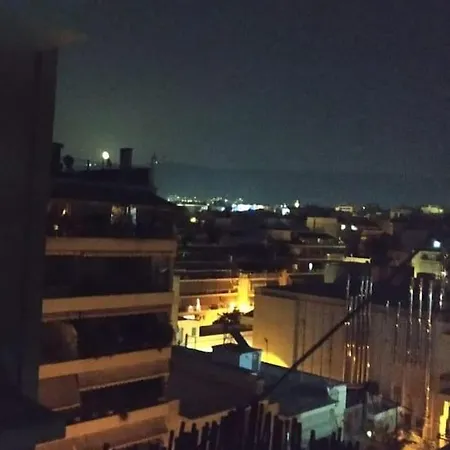 Apartment Spacious Private Rooftop Studio, Mountain And Sea View *