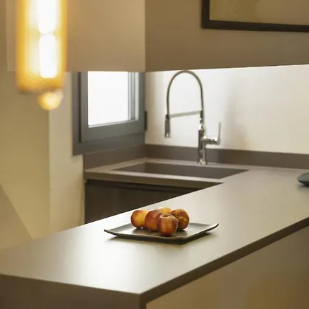 Elegant, Chic, Hip 2 Bedroom W/ Forest View In Athens! Apartment *