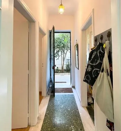 Kolonaki 2bd דירה *