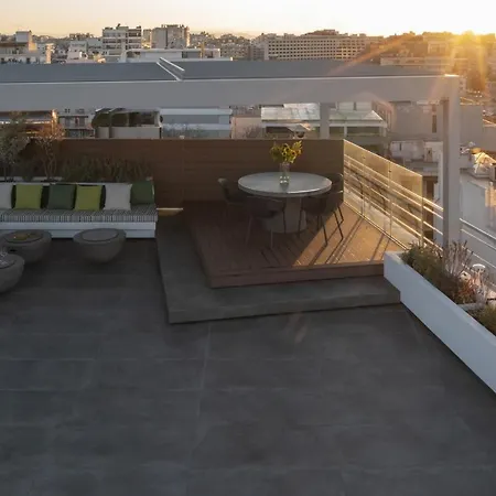 New Stunning Penthouse W/spectacular Vistas! Apartment *