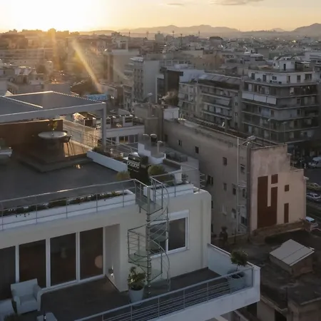 New Stunning Penthouse W/spectacular Vistas!