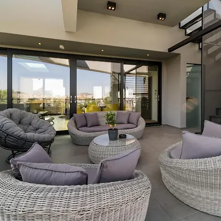 The Hostmaster Skyline Pool Oasis Penthouse * Athens