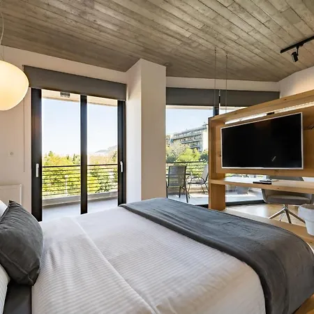 The Hostmaster Skyline Pool Oasis Penthouse